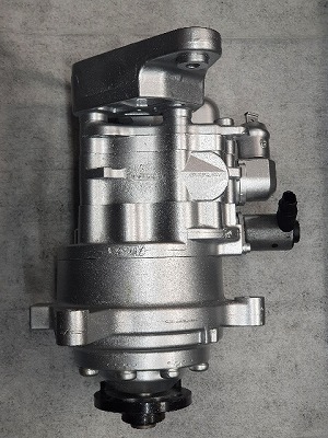 4 076 315