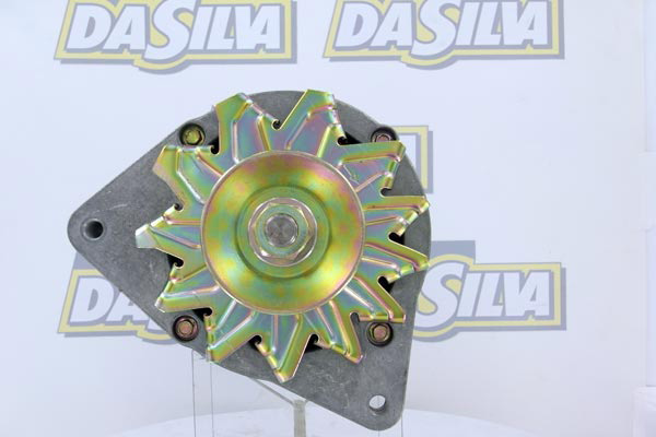 8557076