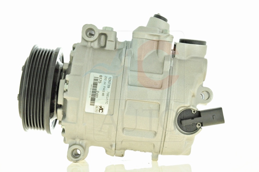 AC-01DN739